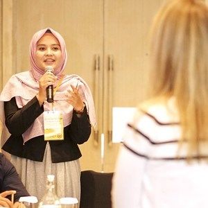 Meet your Posher, Annisa